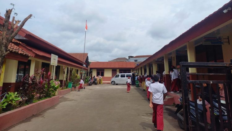 Rehab Ruang Kelas SDN Curug 03 Selesai, Pembelajaran Kembali Normal di Semester Genap