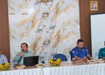 Kepala SDN dan SD Swasta Sawangan Evaluasi Kinerja 2025 di Sekretariat PGRI