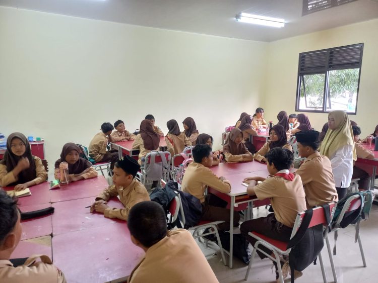Jelang PSAJ 2026, Siswa Kelas VI SDN Pondok Petir 01 Depok Jalani Try Out dan Praktik