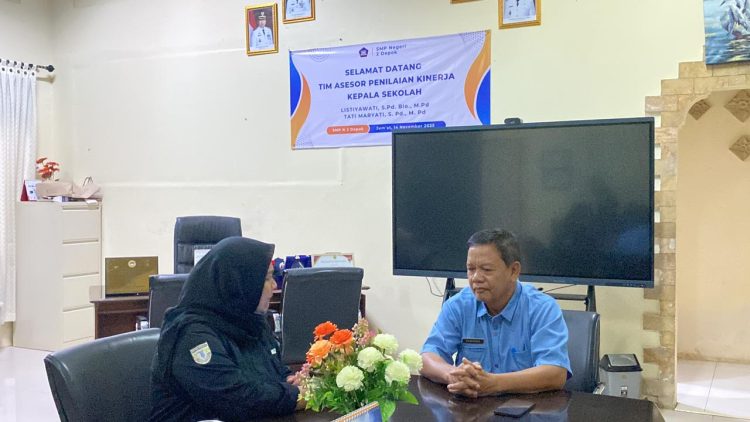 Prestasi SMP Negeri 2 Depok Konsisten, Hampir Tiap Pekan Siswa Raih Trofi dan Sertifikat