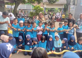 Ratusan Siswa SDN Pasir Putih 03 Antusias Ikuti Edukasi Sains dan Pengenalan Hewan