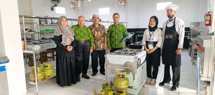 Persiapan UKK, Siswa Tata Boga SMK Perwira Bangsa Jalani Pra-Ujikom
