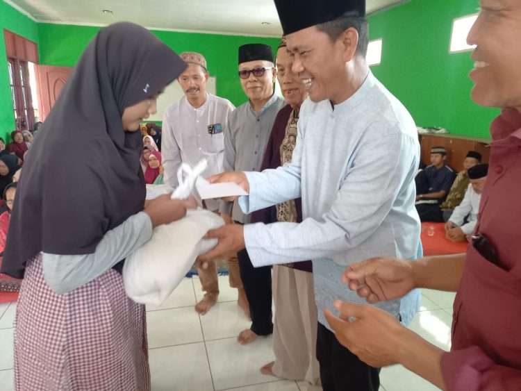 Yayasan Ar Ridho Santuni Siswa Yatim dan Fakir di Duren Seribu