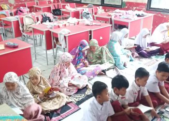 Siswa SDN Pengasinan 01 Perbanyak Tadarus dan Salat Dhuha Selama Ramadan