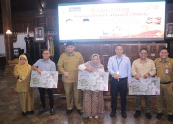 Wabup Jepara Luncurkan Kartu Mebel dan Lepas 20 IKM ke IFEX 2026