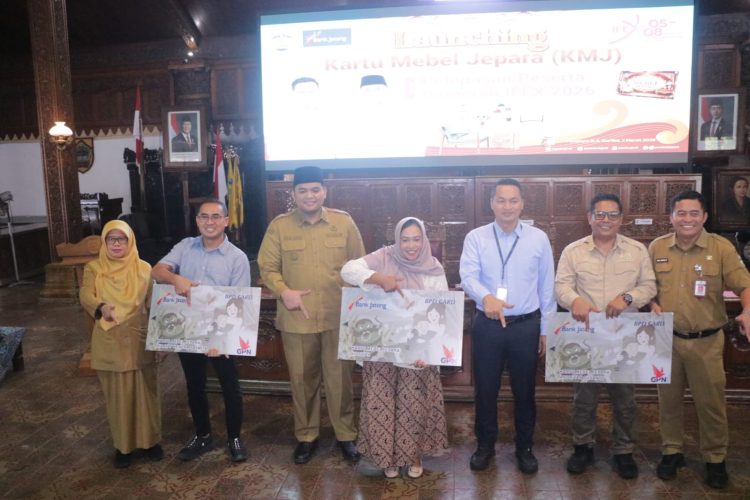 Wabup Jepara Luncurkan Kartu Mebel dan Lepas 20 IKM ke IFEX 2026