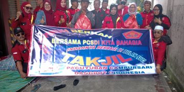 PCSDI Berbagi Takjil di Meruyung, 150 Box Ludes Dibagikan