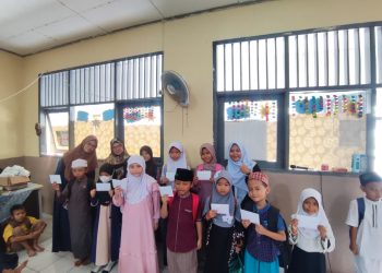 Sanlat Ramadan SDN Bedahan 03 Ditutup dengan Santunan dan Buka Puasa Bersama