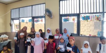 Sanlat Ramadan SDN Bedahan 03 Ditutup dengan Santunan dan Buka Puasa Bersama