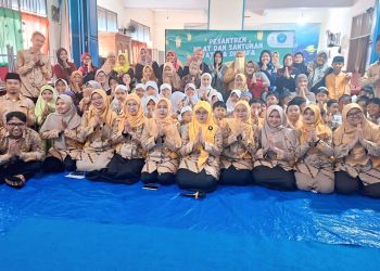 SDN Pancoranmas 1 Salurkan Zakat Fitrah dan Santunan kepada 37 Siswa