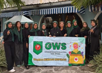 GWS Jepara Bagikan Takjil Gratis kepada Pengguna Jalan