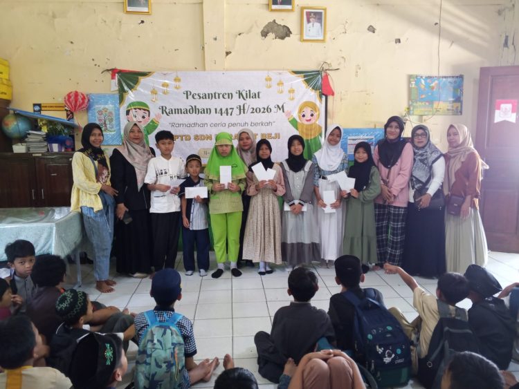Program Ramadan SDN Keramat Beji Semarak, Salurkan Santunan untuk Anak Yatim dan Dhuafa