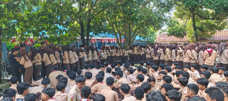 Hari Pertama Masuk Sekolah, SMK Bina Mandiri Gelar Halalbihalal dan Penguatan Karakter Siswa