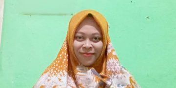 Kisah Inspiratif: Perjalanan Panjang Niken Pratiwi, dari Guru Honorer hingga Menjadi Kepala Sekolah