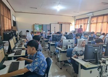 Ratusan Siswa SMPN 10 Depok Ikuti TKA, Ujian Dipantau BBPMP dan Kemendikdasmen
