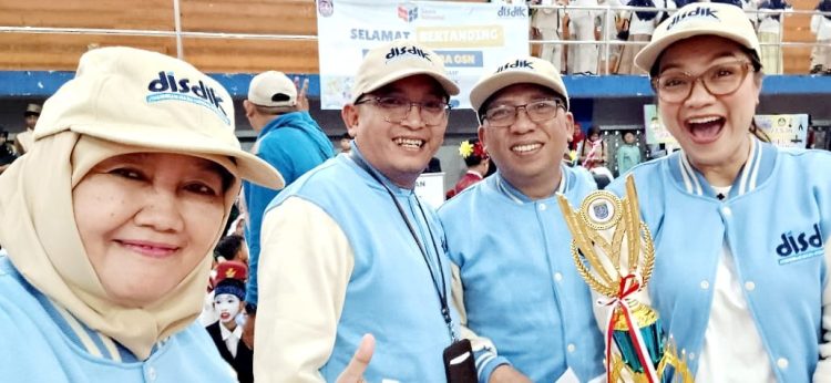 Sukmajaya Raih Juara Dua Defile LLP Depok, Bukti Kekompakan dan Dedikasi Tim