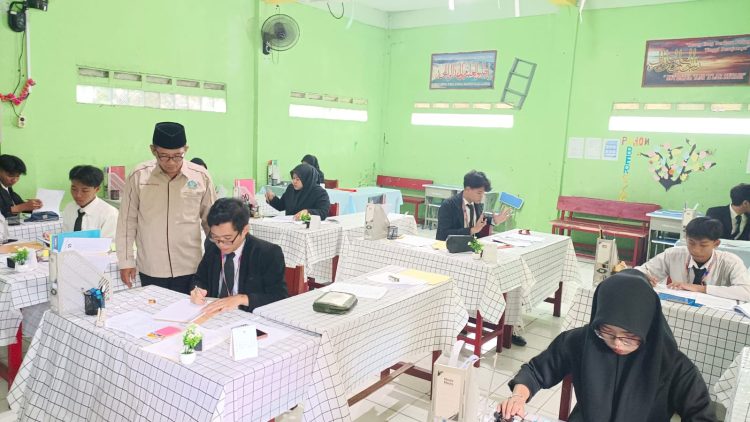 187 Siswa SMK Islamiyah Serua Tuntaskan UKK, Libatkan Dunia Industri