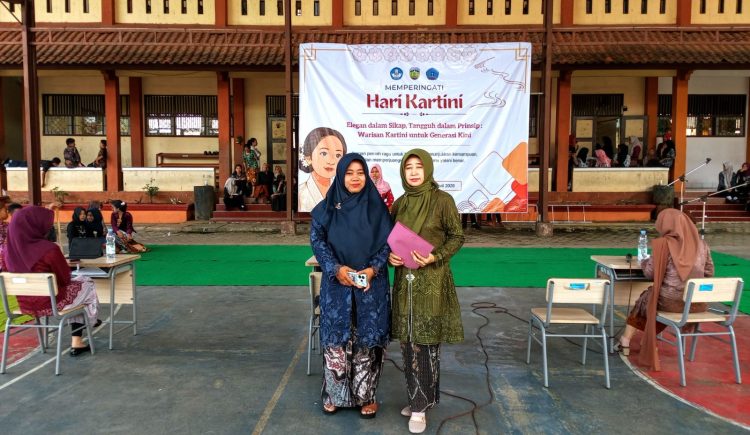 SMPN 1 Mayong Maknai Hari Kartini: Bukan Soal Kebaya, Tapi Tentang Kualitas Diri