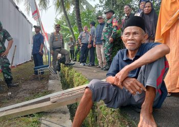 Abah Udi dan Riuh TMMD ke-128: Dari Kampung Sunyi Menuju Harapan Baru di Sukajadi