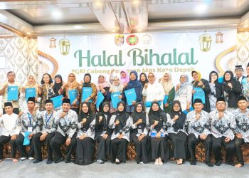 Halalbihalal PGRI dan KKG PAI Depok Jadi Momen Spesial, 19 Guru Purnabakti Terima Penghargaan