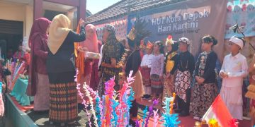 Semarak HUT Kota Depok dan Hari Kartini, SDN Cinangka 02 Adakan Berbagai Lomba