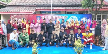 Puncak  Peringatan Hari Kartini dan HUT Depok, SDN Anyelir 1 Tampilkan Ragam Budaya Nusantara