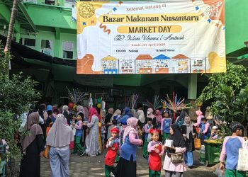 Market Day SD Islam Ummul Aminah, Siswa Belajar Wirausaha Lewat Bazar Kuliner Nusantara