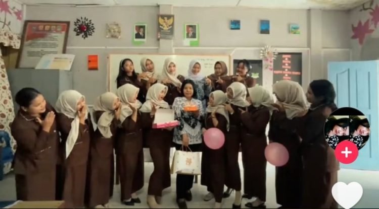 Viral Video Dugaan Prank Siswa ke Guru, Berujung Klarifikasi dan Permintaan Maaf