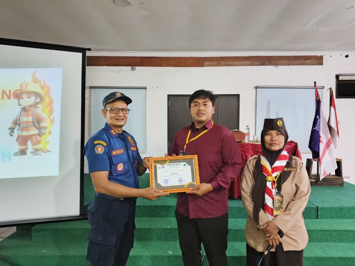 Siswa SDI Darul Falah Ikuti Persari dan Persami