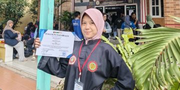 Tembus Final, Siswi SMK Assalamah Bawa Pulang Perak di Seleksi Pencak Silat POPWILDA Depok