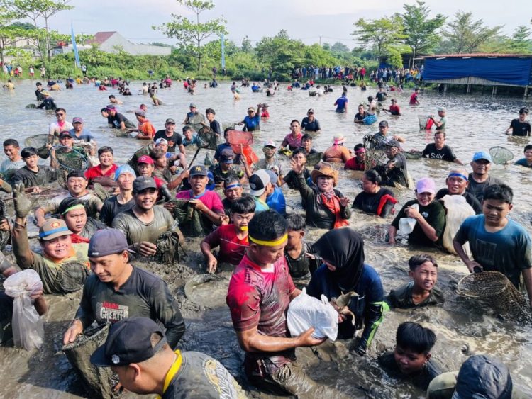 Lebaran Depok Tak Lengkap Tanpa Ngubek Empang, Sekda: Ruang Pererat Silaturahmi Warga